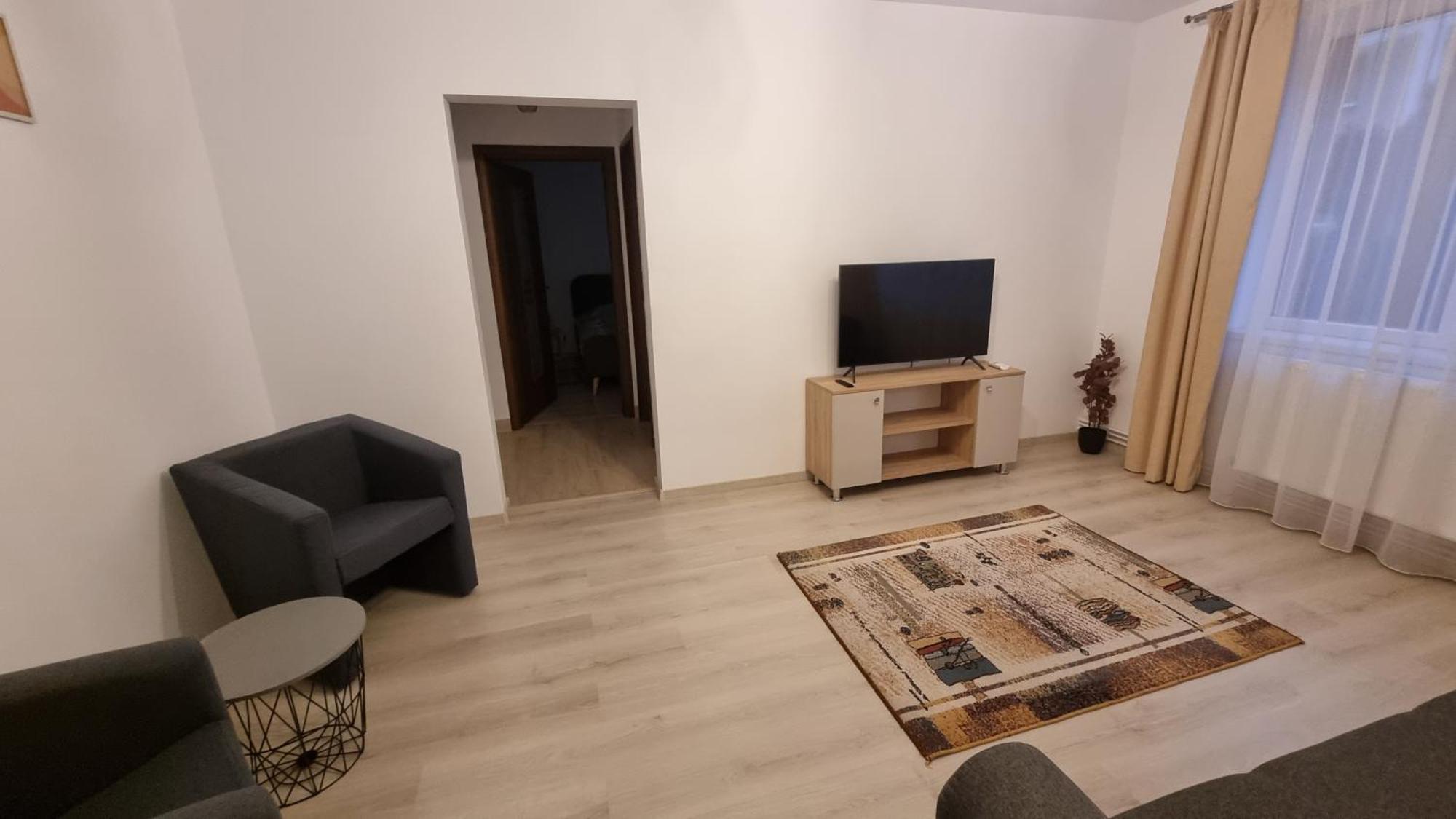 Comodo Apartment Turda Exterior photo